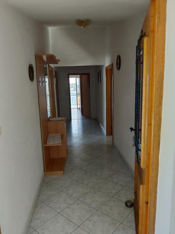 Eva Apartment 1 Trogir Exterior foto