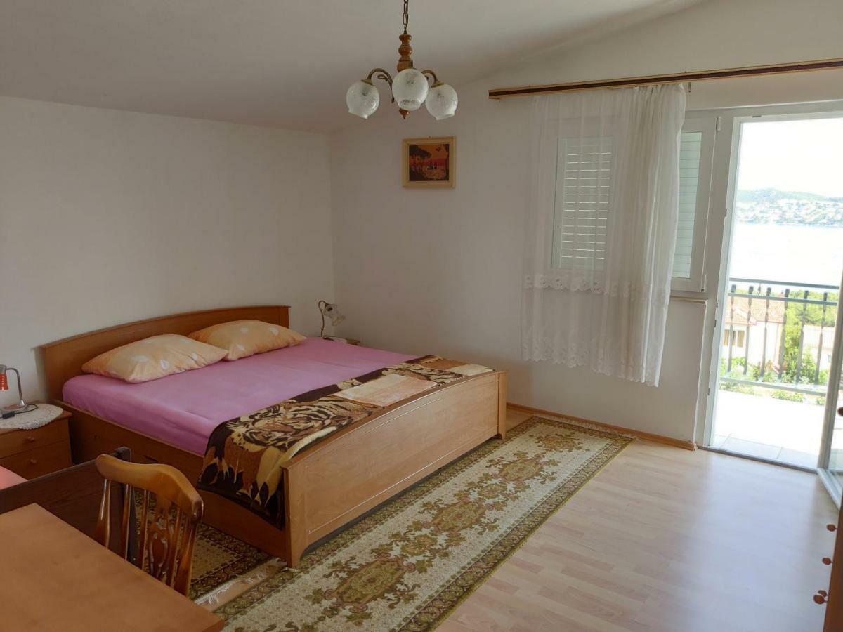 Eva Apartment 1 Trogir Exterior foto